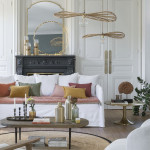 MOUSSE vaza – tai žavinga butelio formos vaza iš stiklo